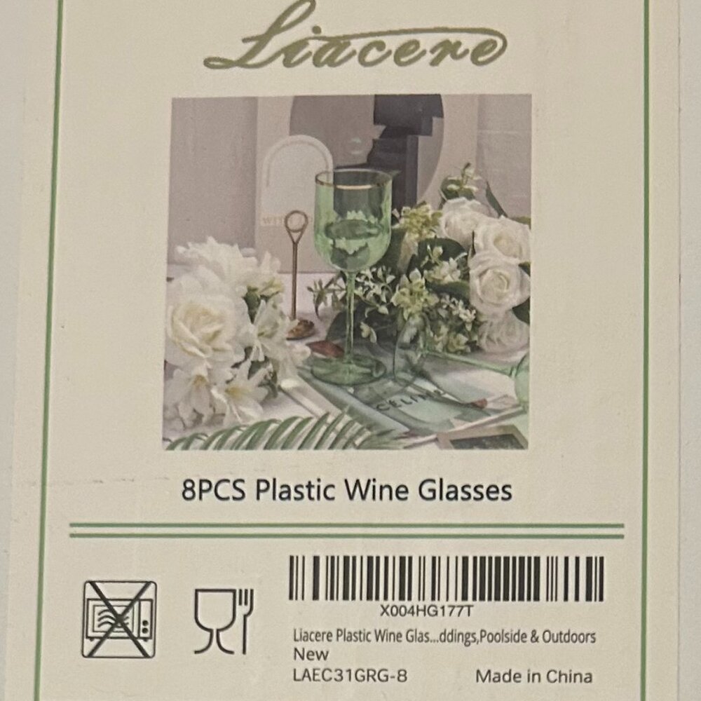 PLASTIC WINE GLASSES